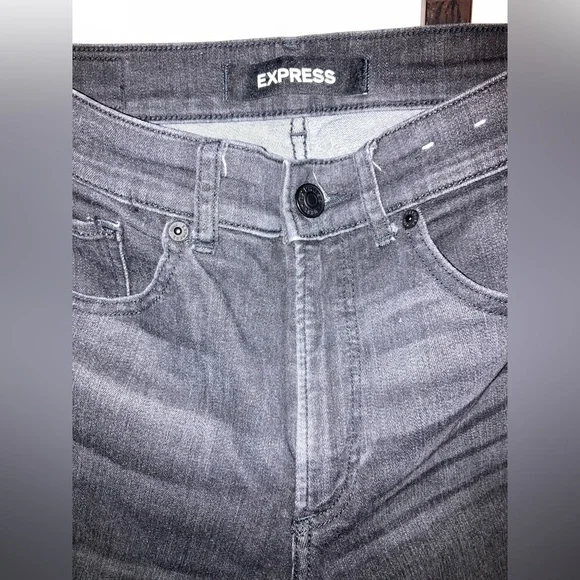 Express Jeans - Picture 3 of 5